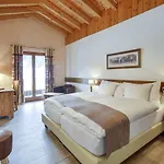 Le Chamois Hotel 3*