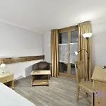 Le Chamois Hotel 3*