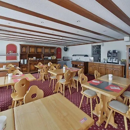 Le Chamois Hotel