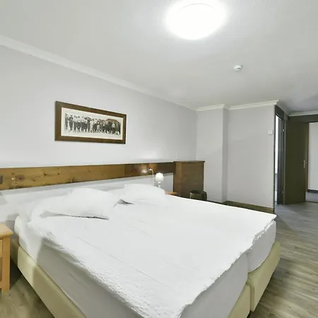 Le Chamois Hotel