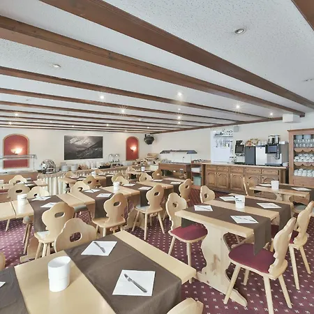 Hotel Le Chamois 3*