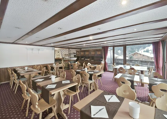 Le Chamois 酒店 莱迪亚布勒雷